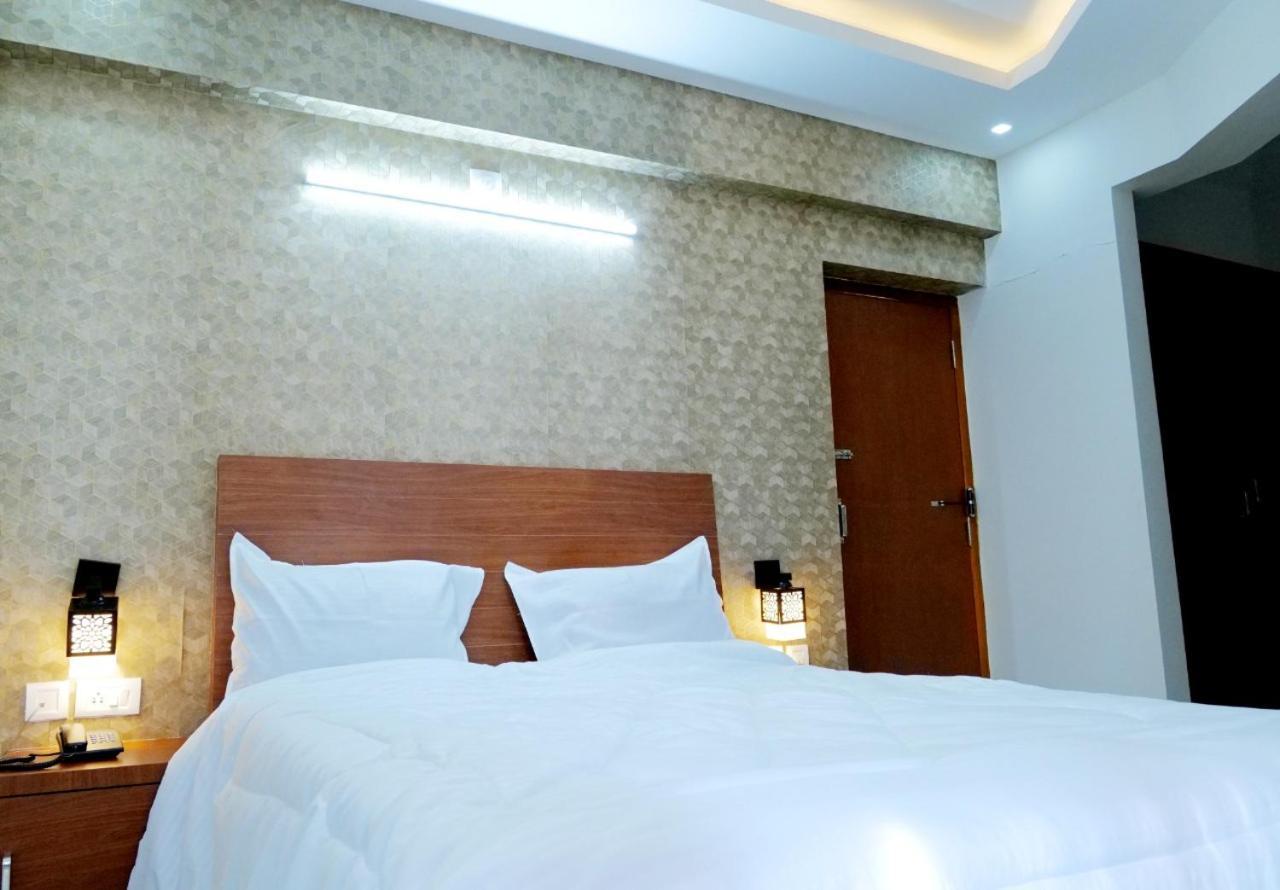 Mulki Dwarka Lodging & Boarding מראה חיצוני תמונה