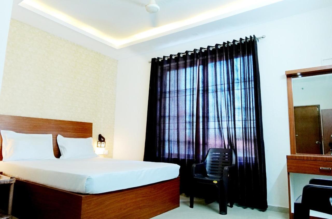 Mulki Dwarka Lodging & Boarding מראה חיצוני תמונה