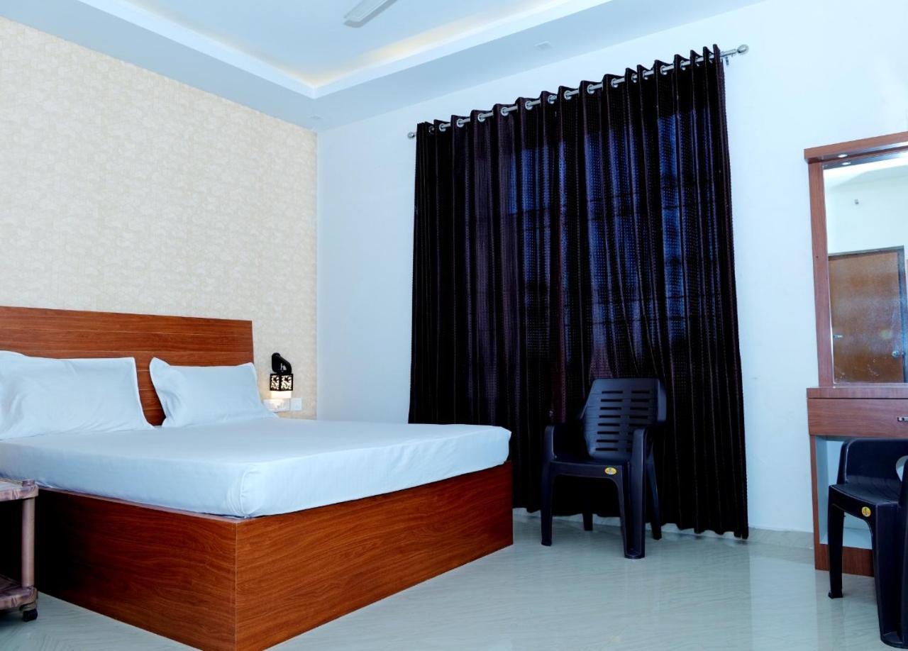 Mulki Dwarka Lodging & Boarding מראה חיצוני תמונה