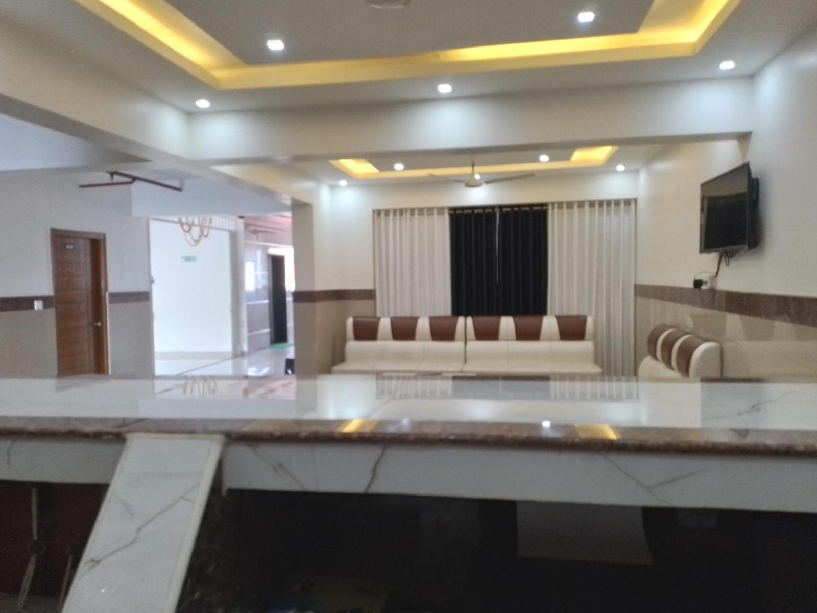 Mulki Dwarka Lodging & Boarding מראה חיצוני תמונה